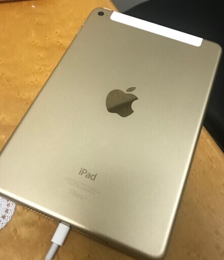 最終値下げ)iPad mini 4 64G ゴールド cellular SIMフリー 最終値下げ