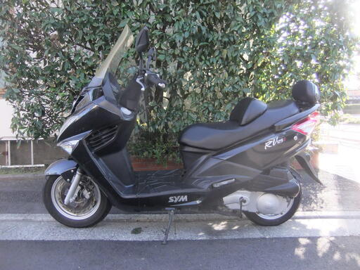 SYM RV125i フルサイズ125cc FI 実働中古美車 バッテリーフル充電済み