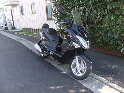 SYM RV125i フルサイズ125cc FI 実働中古美車 バッテリーフル充電済み