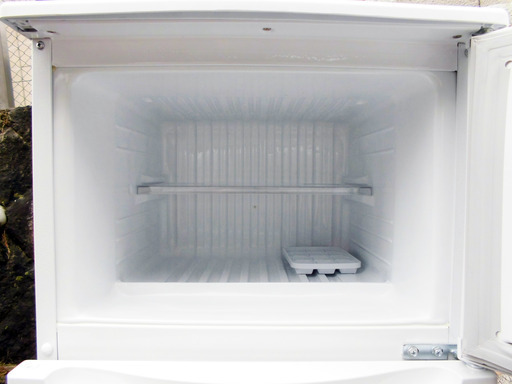 早い者勝ち！山善 YAMAZEN 2ドア 冷凍冷蔵庫 白 YFRB-90 86L 2018年製