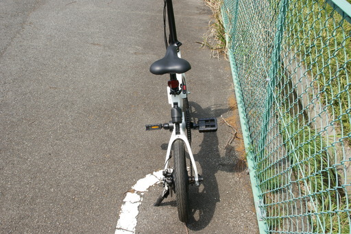 モノマニア四日市】【引き取り限定】折りたたみ電動自転車 CHOCO-NORI 