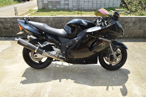 ホンダ　CBR1100XX