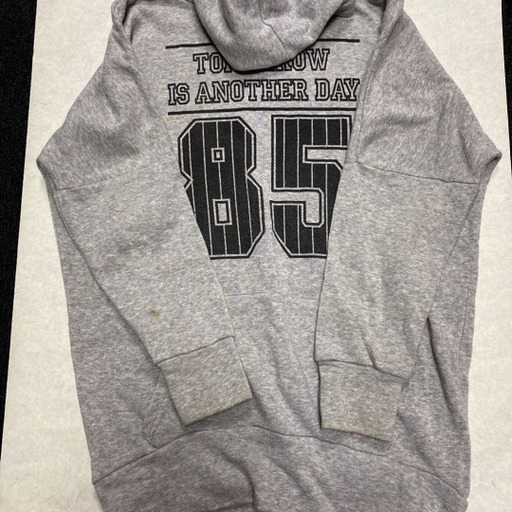 ダボダボパーカー ミニワンピース トップス 守口のトレーナー レディース の中古 古着あげます 譲ります ジモティーで不用品の処分