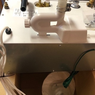 【福岡市城南区東油山】中古電気温水器  TOTO RE06SKN 　とても綺麗です！ 福岡市城南区東油山】中古電気温水器 TOTO RE06SKN とても綺麗です！