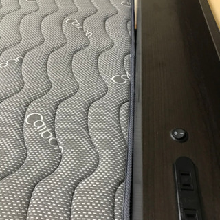 低反発マットレスベッドフレーム付き　〜超美品〜