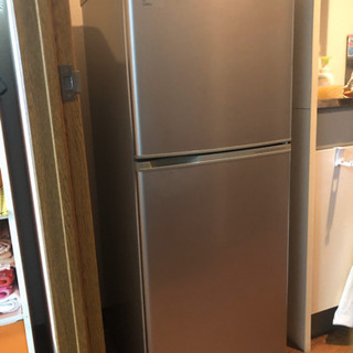 【引き渡し先確定】冷蔵庫 SANYO 2002年製