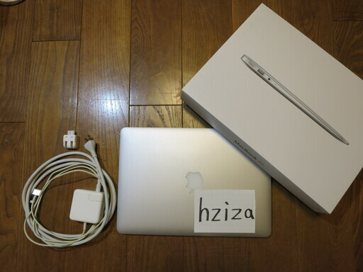 MacBook Air 13.3インチ Mid 2012