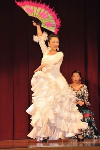 ☆ LUNA フラメンコスタジオ☆西宮北口本校大阪梅田校、生徒募集