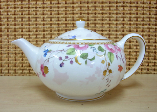 ウェッジウッド ローズゴールド ティーポットswedgwood Rose Gold 南12条店 モノハウス南12条店 中島公園の食器 コーヒー ティー の中古あげます 譲ります ジモティーで不用品の処分 ウェッジウッド ローズゴールド ティーポットswedgwood Rose Gold 南12条店 モノハウス南12条店 中島公園の食器 コーヒー ティー の中古あげます 譲ります ジモティーで不用品の処分