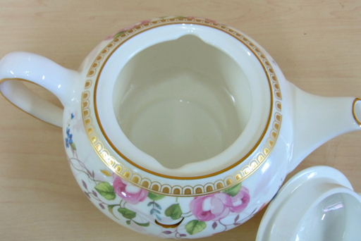 ウェッジウッド ローズゴールド ティーポットswedgwood Rose Gold 南12条店 モノハウス南12条店 中島公園の食器 コーヒー ティー の中古あげます 譲ります ジモティーで不用品の処分 ウェッジウッド ローズゴールド ティーポットswedgwood Rose Gold 南12条店 モノハウス南12条店 中島公園の食器 コーヒー ティー の中古あげます 譲ります ジモティーで不用品の処分