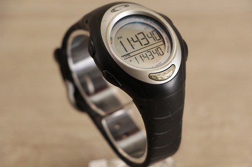 レア 希少 実働 ？ OAKLEY オークリー 腕時計 D.5 カラー Silver シルバー 箱 取扱説明書 付属 腕時計 D1(R1906swxYGG)
