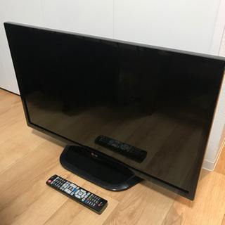LG 32型　スマートテレビ　美品