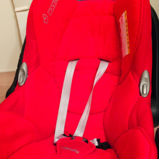 美品　マキシコシ カブリオフィックス  赤 美品 マキシコシ カブリオフィックス 赤