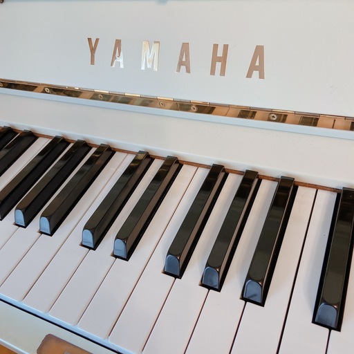 ヤマハ　アップライトピアノ　U３H