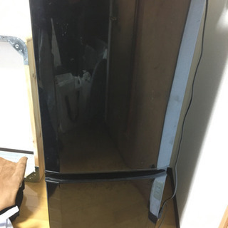 MITSUBISHI 冷蔵庫　IKEAベッド