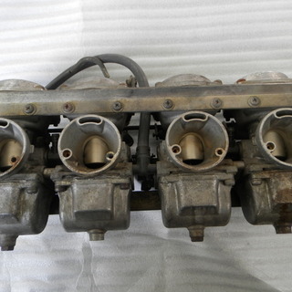 バイク部品　パーツ　部品取り用　取り外し車種不明　ＭＩＫＵＮＩ　４連　キャブレター　中古品 バイク部品 パーツ 部品取り用 取り外し車種不明 MIKUNI 4連