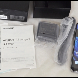 未使用 SIMフリー シャープ SH-M09 AQUOS R2 compact ピュアブラック