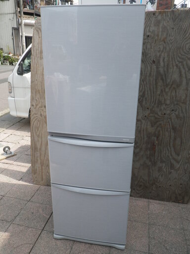 憧れ 3ドア  ■配達可■東芝 375 GR-38ZY 2013年製 冷凍冷蔵庫 L 冷蔵庫