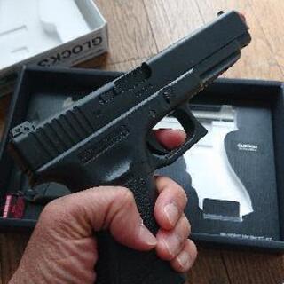 マルイのエアガン、グロッグ34、デザートイーグル