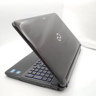 富士通 Corei7 メモリ8GB SSD250GB ノートパソコン