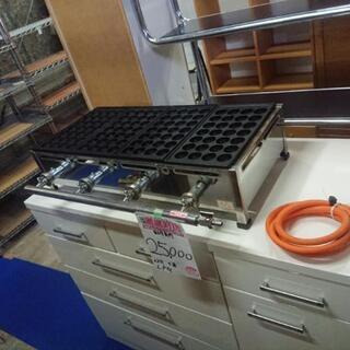 たこ焼き機(業務用) 28穴4連 LPガス 中古品 家具 たこ焼き機(業務用) 28穴4連 LPガス 中古品 家具