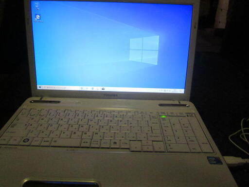 代引き人気 T350/56AW dynabook (お取引中)東芝 中古動作品 ノート ...