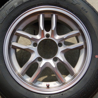 Ｗ５Ｓ　１６インチ　ジムニー、ＡＺオフロード