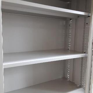 コクヨ スチール保管庫 書棚 鍵付き 美品