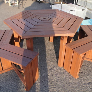 木製　ガーデンテーブル・ベンチ４点セット　ガーデンチェア　