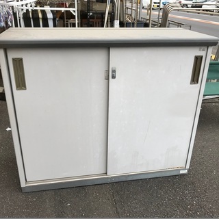 イナバ物置！！ 幅１３５０ｍｍ 高さ１１１０ｍｍ 奥行５６０ｍｍ １５ ...
