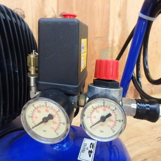 岩田 エアーコンプレッサー AMICO25 動作確認済み 100V 1馬力 1PS