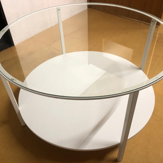 ガラス製丸型ローテーブル