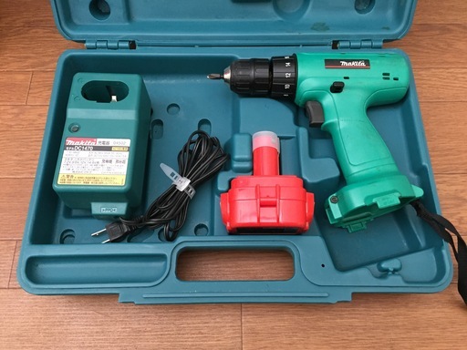 マキタ 充電式ドライバドリル 充電器 MD647D