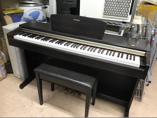 ヤマハ！！　電子ピアノ　８８鍵盤　イス付き　３９，９８０円