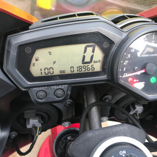 4日間限定での格安出品❗️FZ-1 FAZER‼️ 4日間限定での格安出品❗️FZ-1 FAZER‼️