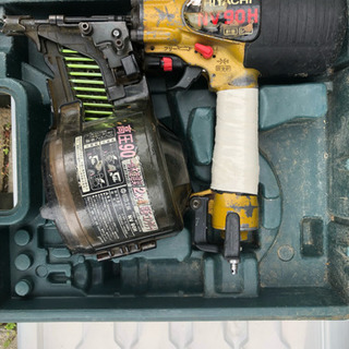 工具 日立 90㎜ 高圧ロール釘打機 NV90H