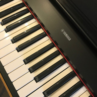 電子ピアノ　YAMAHAヤマハ　ピアジェーロ　NP11  2012年製