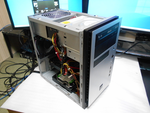 自作デスクトップパソコン Windows10 64Bit CPU i5-4440 メモリ8GB