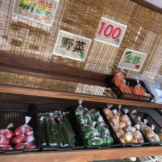 ゆうしん野菜100円市場🍀(* ॑ω ॑*  )