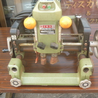 【中古ランクB】makita マキタ 大入レ ルーター（2-36）