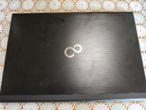 【終了】富士通ノートパソコン LIFEBOOK UH55/M