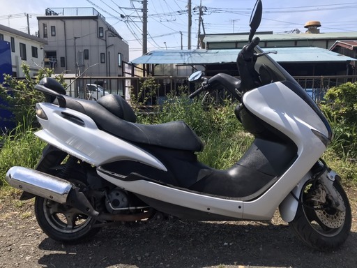 コマジェ　マジェスティ１２５　オイルプラグBTタイヤ新品！V125?シグナス？