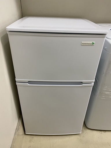 冷蔵庫 ハーブリラックス HERBRelax YRZ-C09B1 2017年製 2D 90L 白 中古品