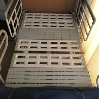 パラマウント　介護用ベッド
