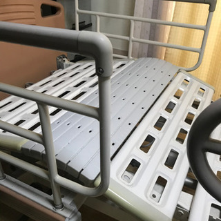 パラマウント　介護用ベッド