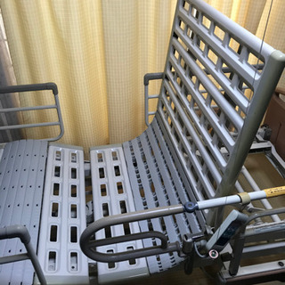 パラマウント　介護用ベッド