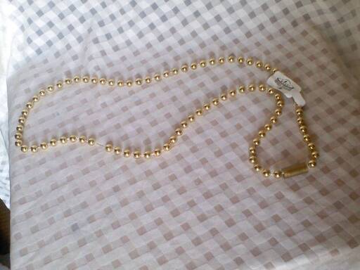 ユニバーサルスタジオジャパン対象年齢 １２歳以上２０１４年ハロウィンネックレスusj青 ２種類金 １種類３点セット アン 宿院のその他の中古あげます 譲ります ジモティーで不用品の処分