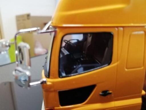 アオシマ ヘビーフレイト1/32 HINOプロフィア バン