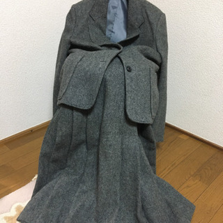 女性用　スーツ(スカート)