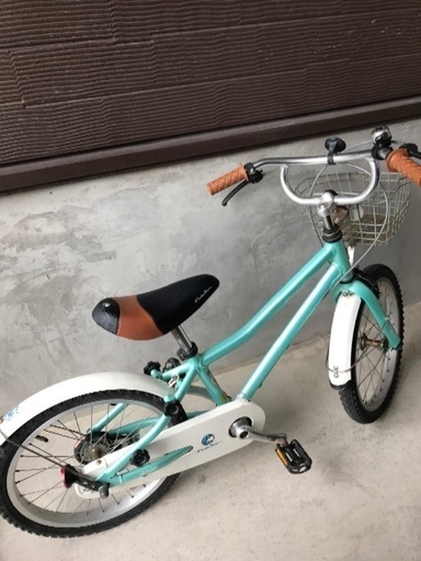 子供用　18インチ　自転車　補助輪付き
